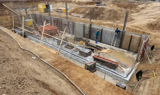 foundation digging