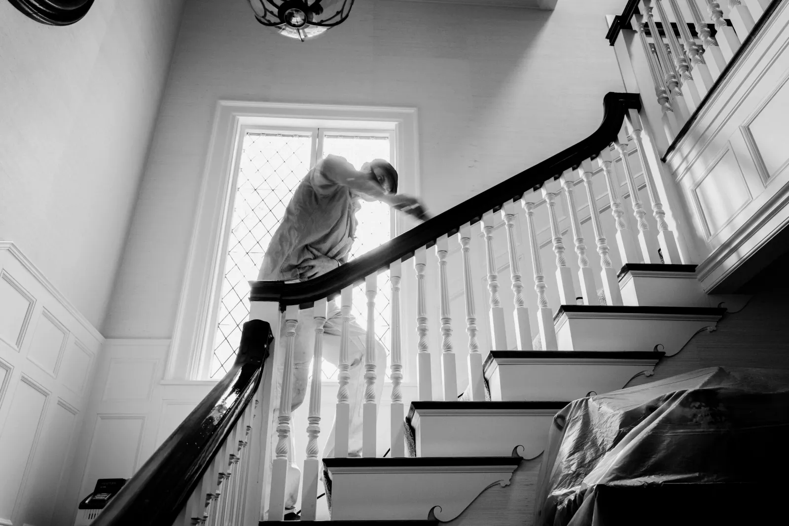 151_Brattle_Banister_Refinish_039.jpg