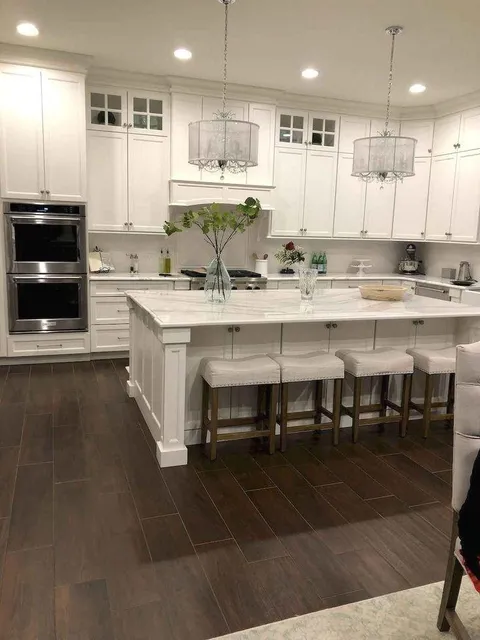 BR CONTRACTOR