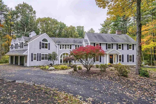Review photo by Steve Oates / REALTOR