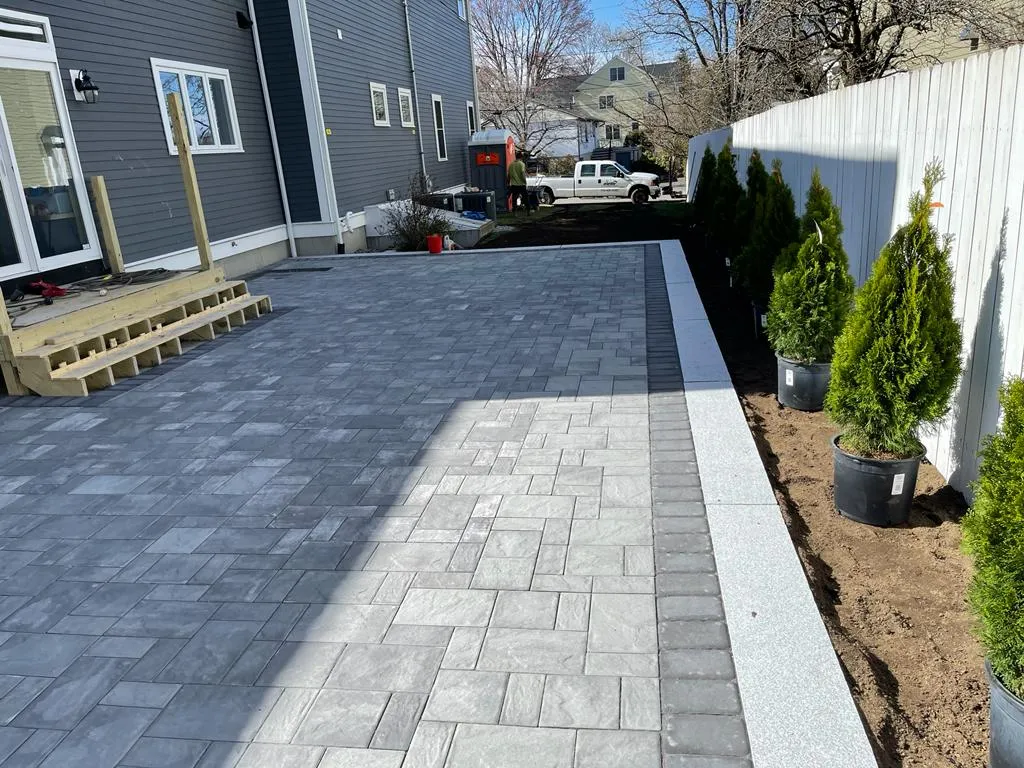 work photo from royalstonelandscapeconstruction.com