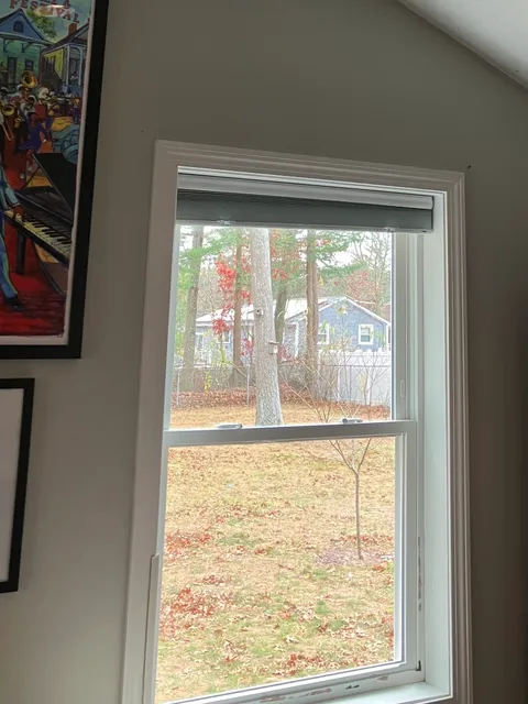 SQUEAKY CLEAN WINDOWS researched project photo