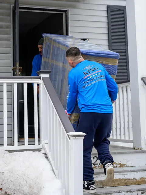 King Movers & Storage work photo