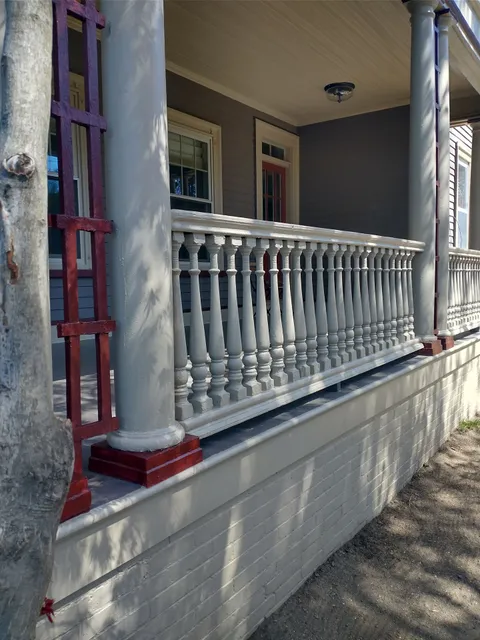 work photo from dbcarpentryrepairservices.com