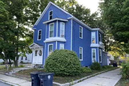 Exterior Painting Service Image