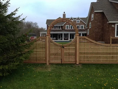 custom fence entryway
