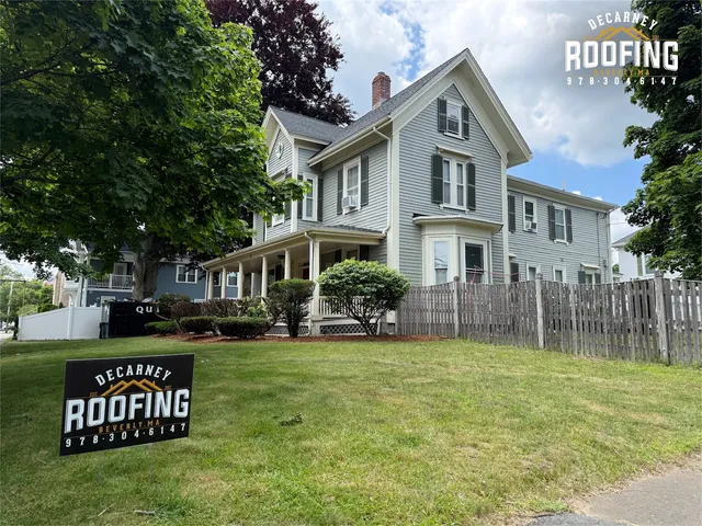 DECARNEY ROOFING LLC
