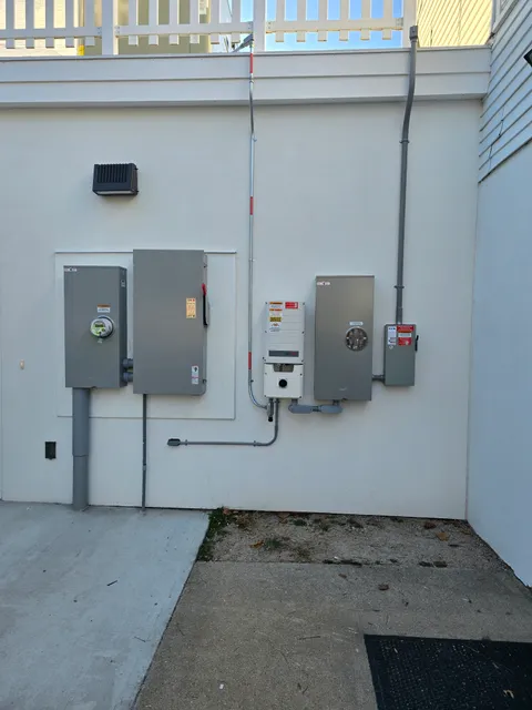 Noahs Electric llc work photo