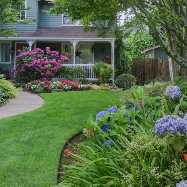 work photo from greenleaveslandscape.com