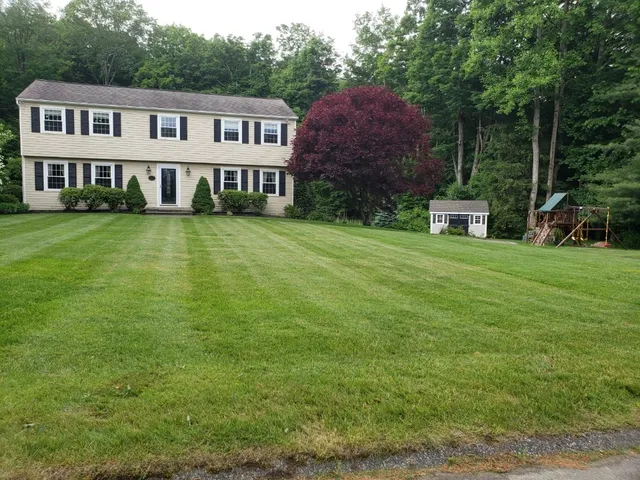 work photo from rolyslandscaping.com