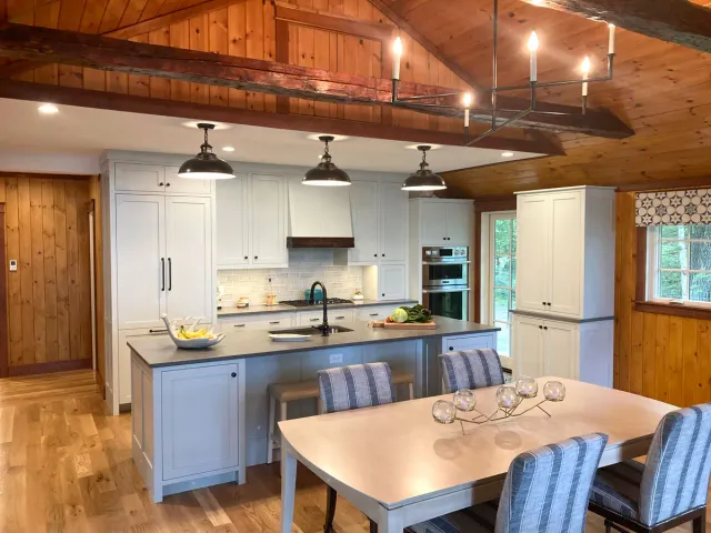 light fixtures in a kitchen