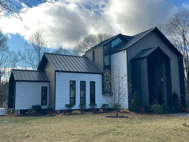 Classic Metal Roofs work photo