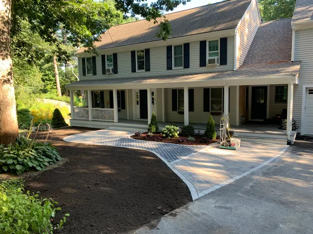 Elmwood Landscapes work photo