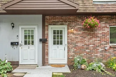 20 Lawrence Rd 1 Rowley MA 01969