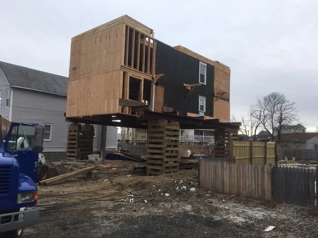 High Caliber Contracting Structural Moving and Lifting work photo