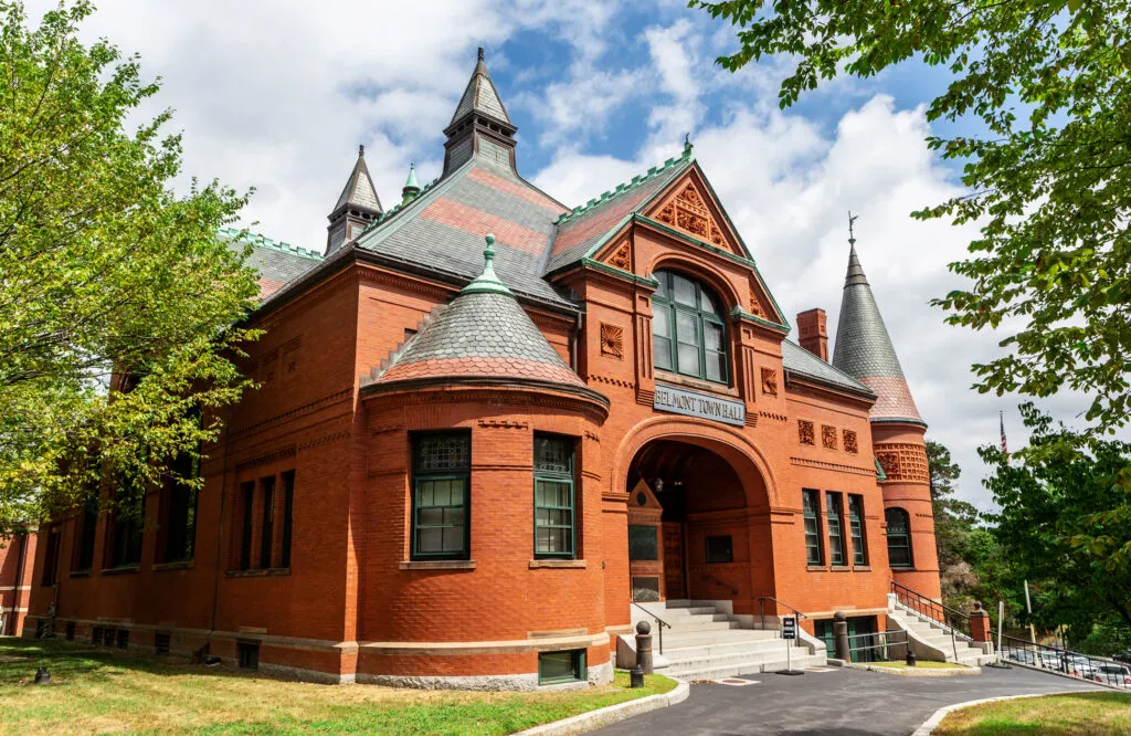 Belmont Neighborhood Guide