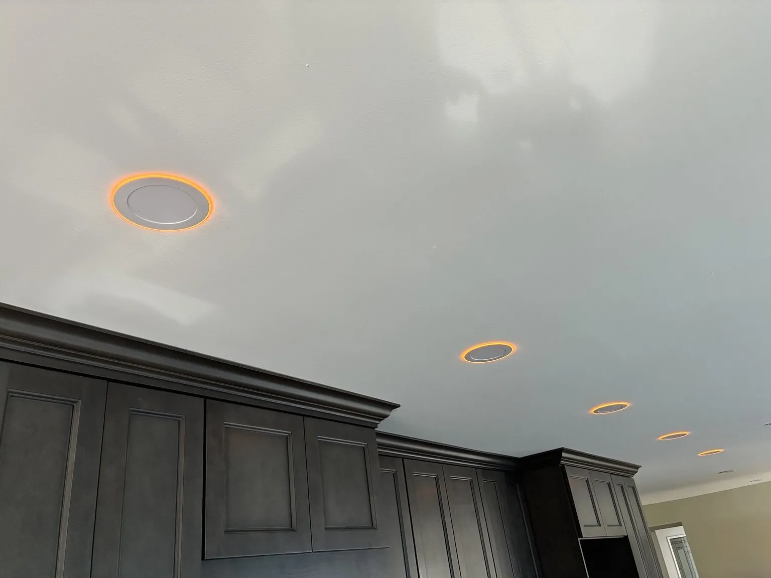 Kitchen recessed lighting with integrated night-light mode