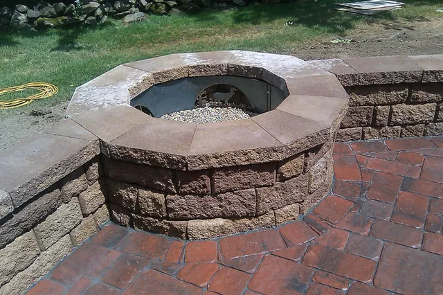 work photo from sandslandscapingnh.com