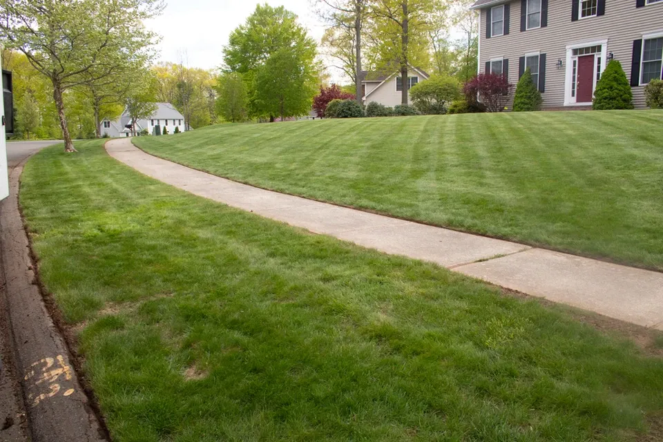 work photo from allseasonpropertymaintenance.com
