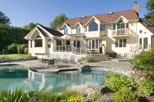 Outdoor Living Photo Gallery