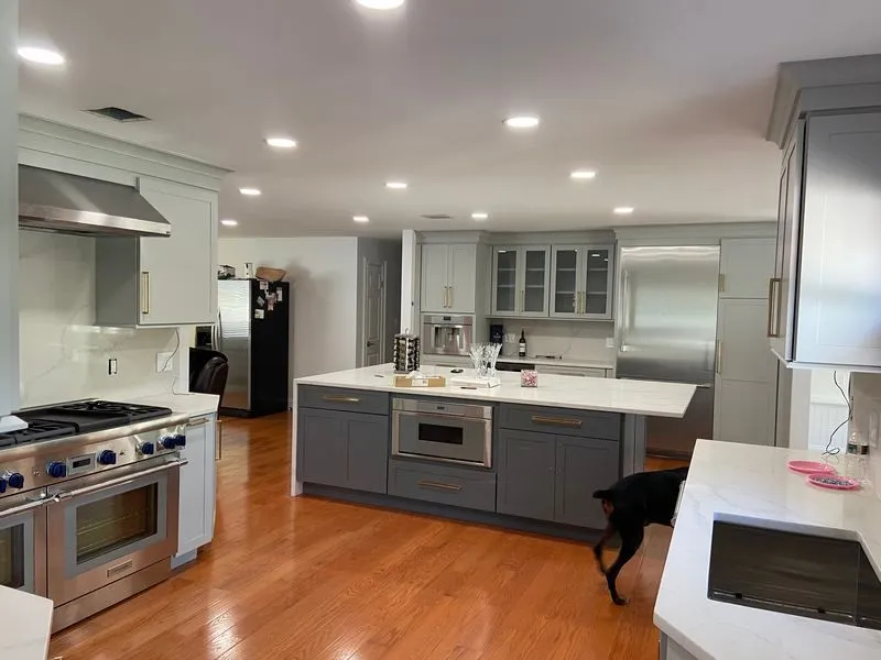 work photo from paulsqualitykitchens.com