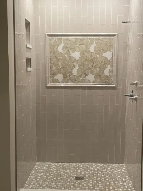 Custom shower.jpg