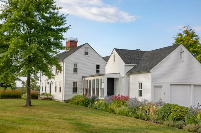 Devore_CircleRidgeFarm_house_44.jpg