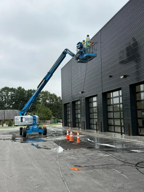work photo from redhotpressurewash.com