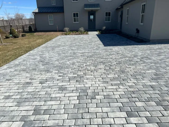 work photo from sullivanlawnservices.com