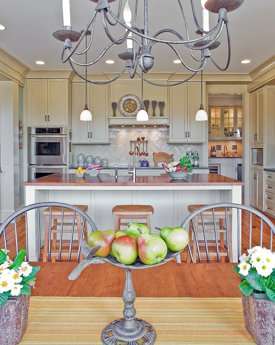 Folan Kitchen 2
