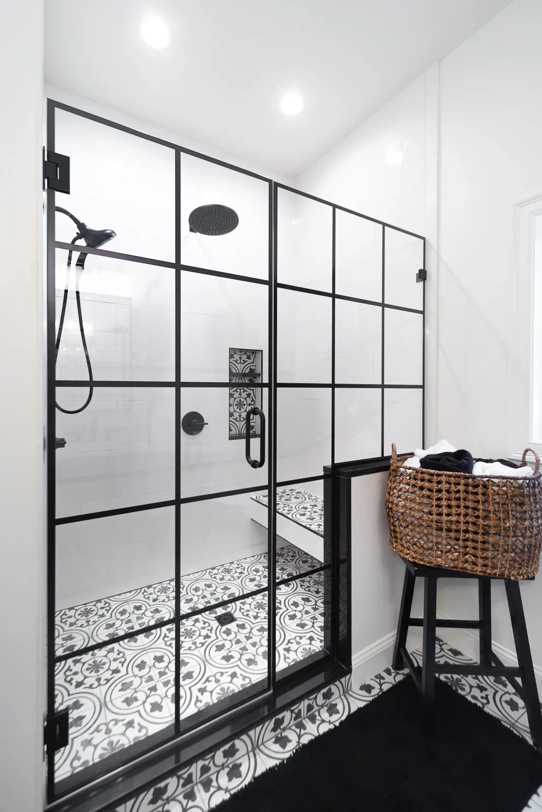 Goedecke Flooring and Design_Bathroom_05.jpg