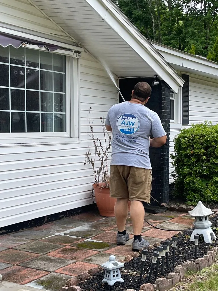 AJW CLEANING & SERVICES