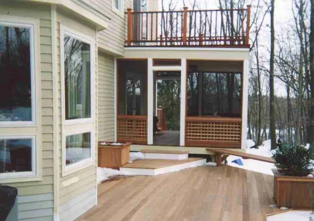 work photo from justdeckscarpentry.com
