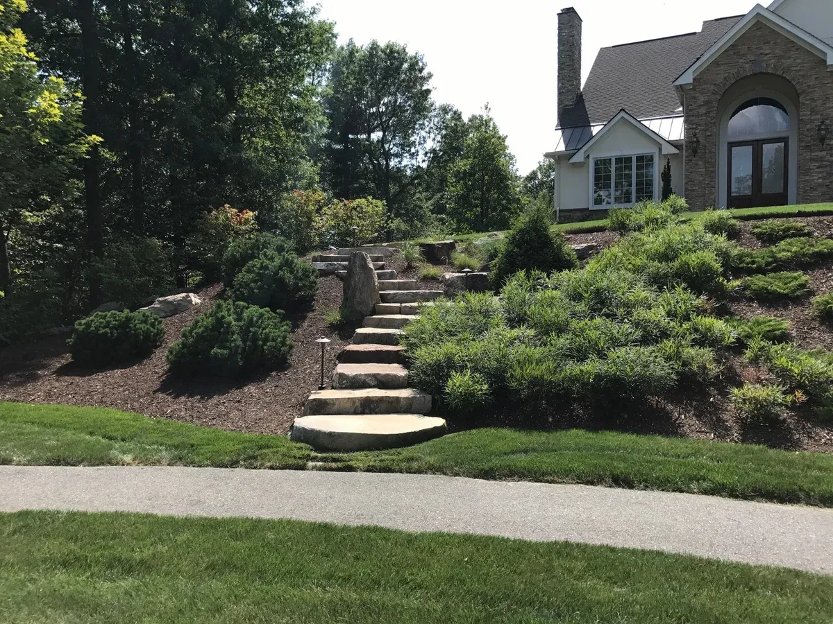 PAUL MASSAD LANDSCAPING researched project photo