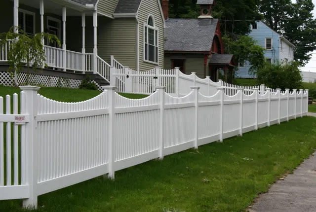 work photo from steadfastfence.com