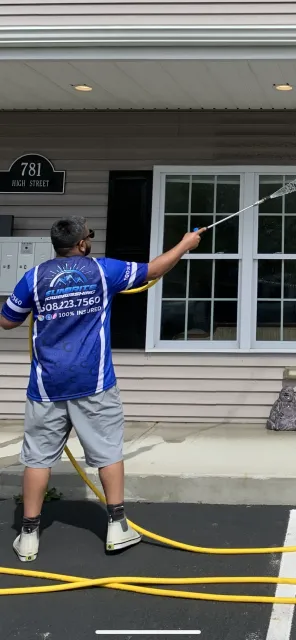 work photo from sunbritepowerwashing.com
