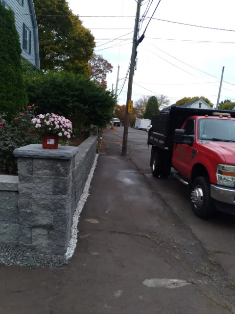 work photo from leonels-landscaping.com