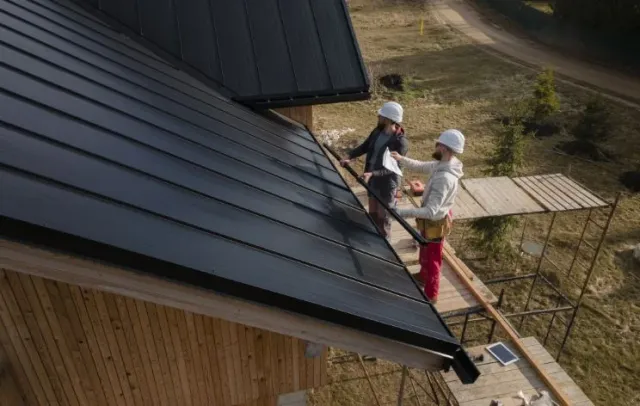 work photo from reyesroofingkings.com