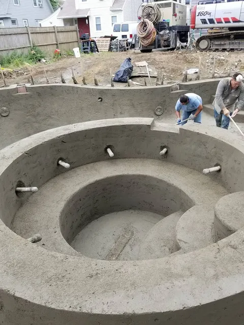 work photo from pooldesignandrenovations.com