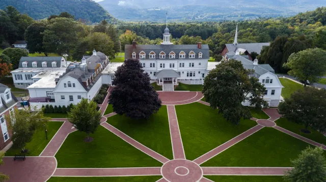 Rocco+pic+1+-+salisbury+school.jpg