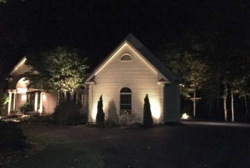 Johnson & Jordan Offers Custom Landscape Lighting Services