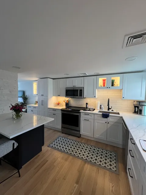 McKinnon Painting & Carpentry Inc work photo