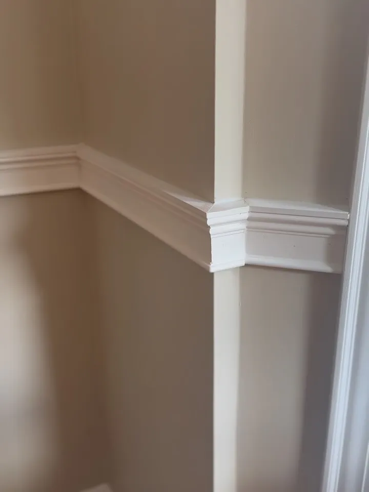 🛠️ New chair rail installed this weekend - prepped, sanded and ready for paint. Our client in Windham had this trim sitting in her dining room for almost 2 years but couldn’t find a contractor to help because they all said the job was too small. Two days after our first visit, the trim is installed, a crack in the ceiling/wall is repaired, and she’s ready to get the dining room painted before their family Easter dinner. 🐰