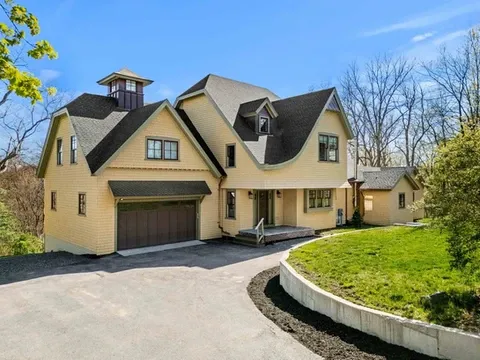 West Newbury Shaker Style Craftsman