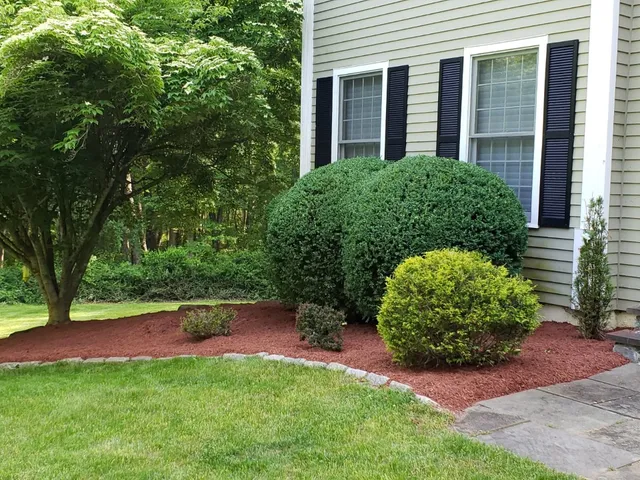 work photo from rolyslandscaping.com