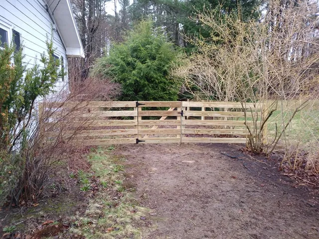 work photo from abbottfence.com