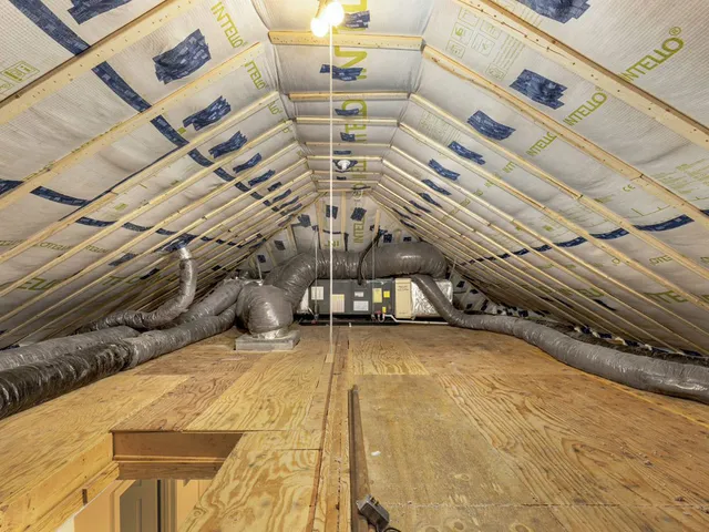Dolphin Insulation, Inc. work photo