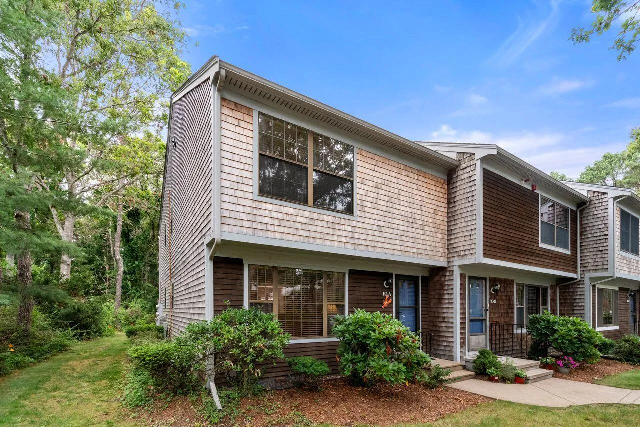 195 Falmouth Road APT 10A