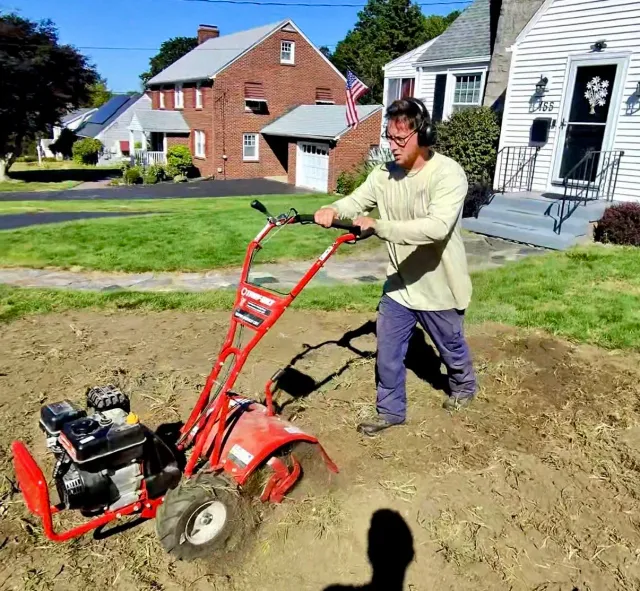 work photo from srtlandscapingct.com