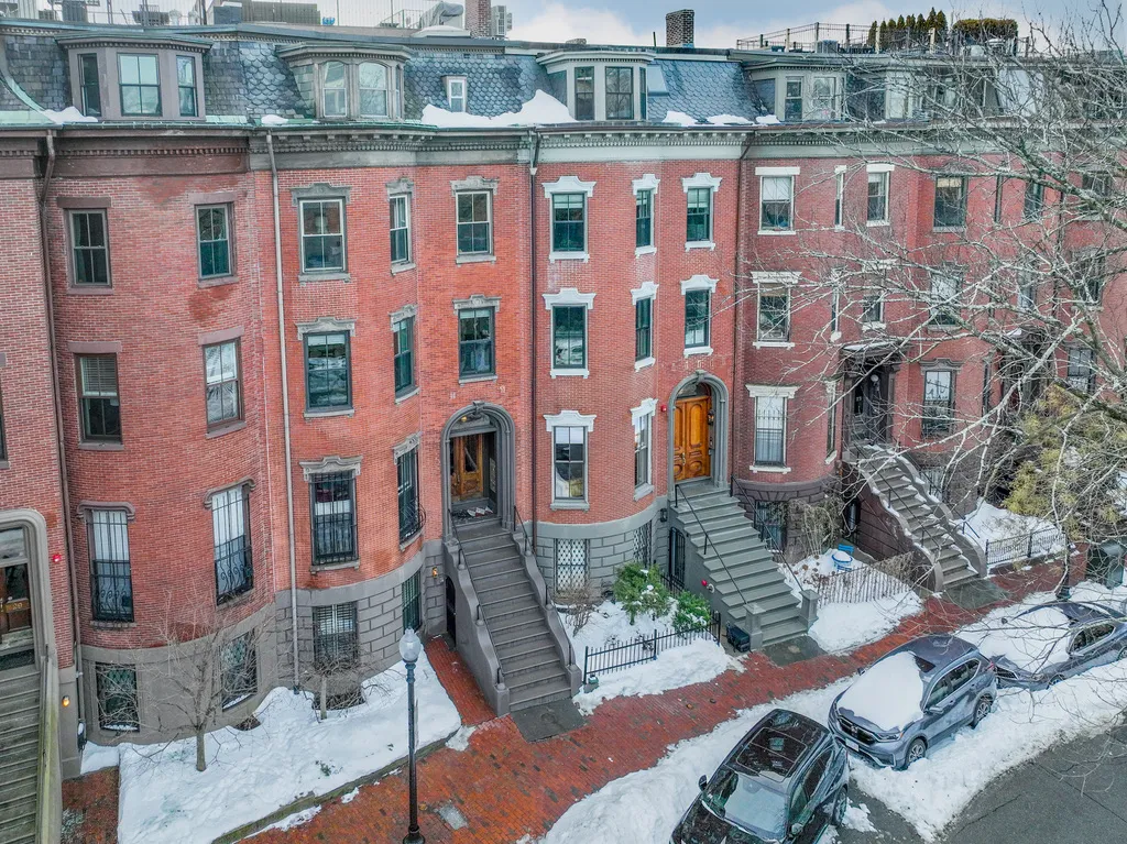 Brian Gagnon Realtor / Boston MA
